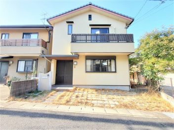 ～ 『三方角地』 のような稀少ロケーション、住環境と利便性を兼ね備えた人気の住宅街 ～