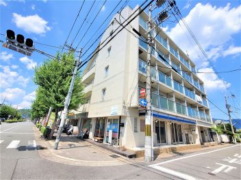 ～【地下鉄「北山」駅まで徒歩８分！】 生活利便・陽当り・風通し・眺望良好の美宅物件～